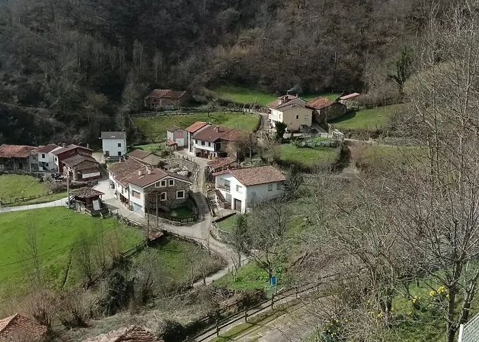 Casa Preciosas Vistas, Ubicada En Medio Del Parque Natural De Redes, Asturias